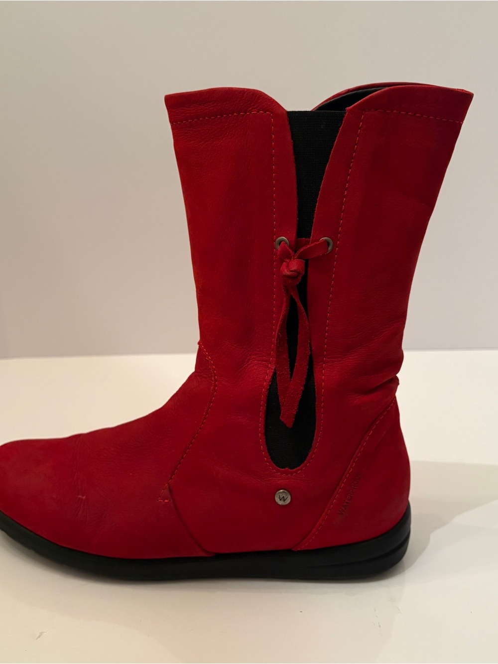 Wolky Red Leather Waterproof Mid-Calf Boots EU 39 US 7.5/8 Comfort Side Zip